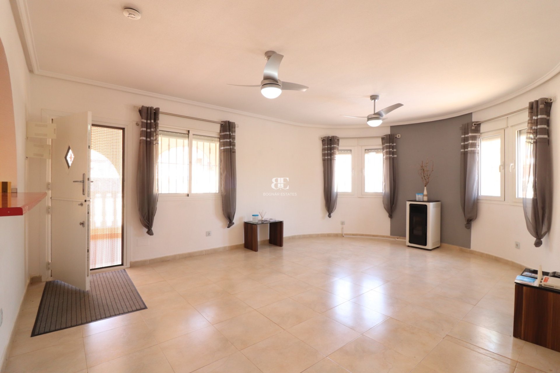 Herverkoop - Villa -
Benimar - Rojales
