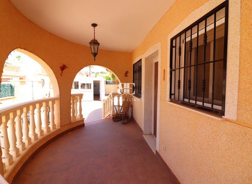 Herverkoop - Villa -
Benimar - Rojales