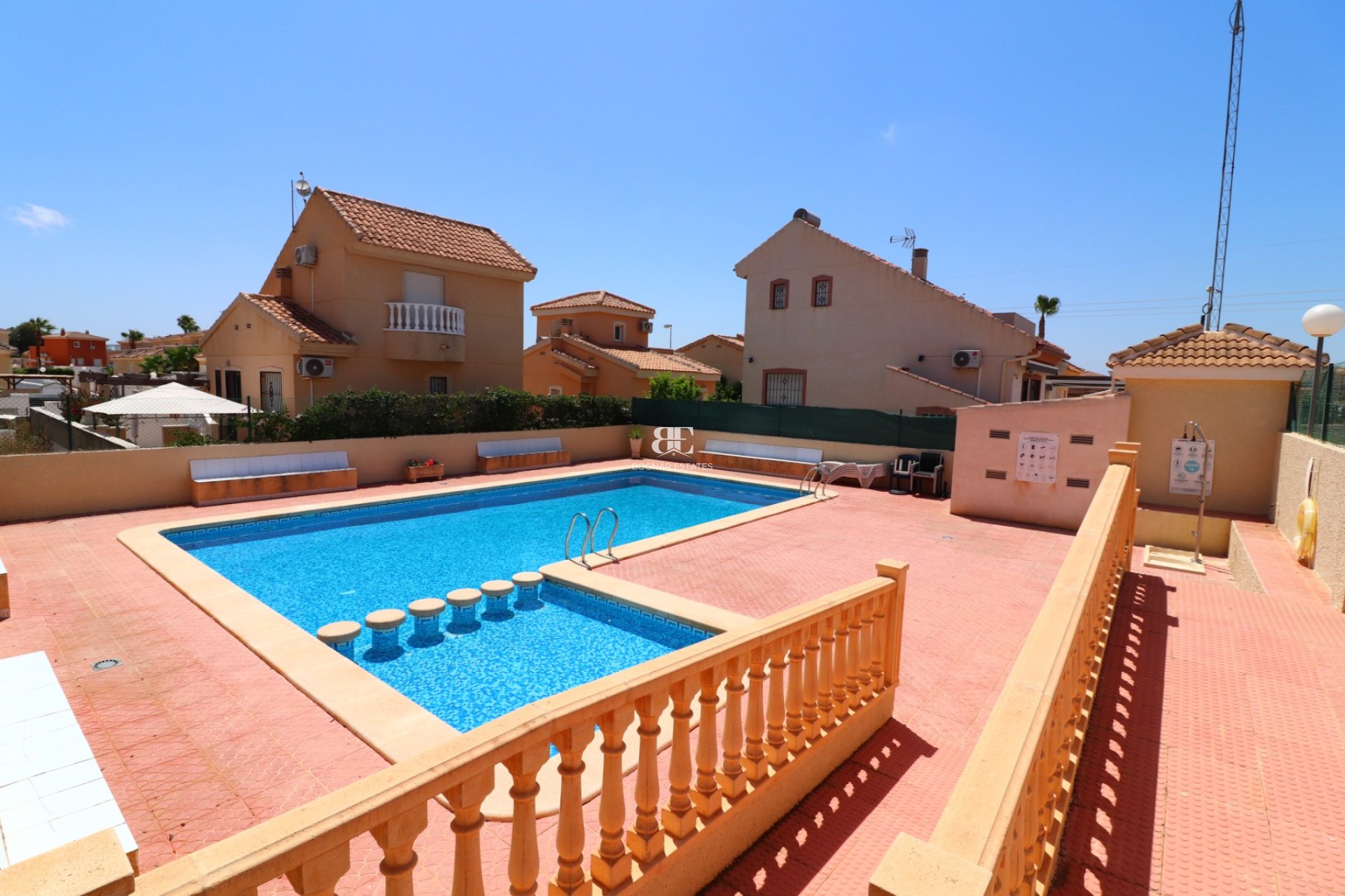 Herverkoop - Villa -
Benimar - Rojales