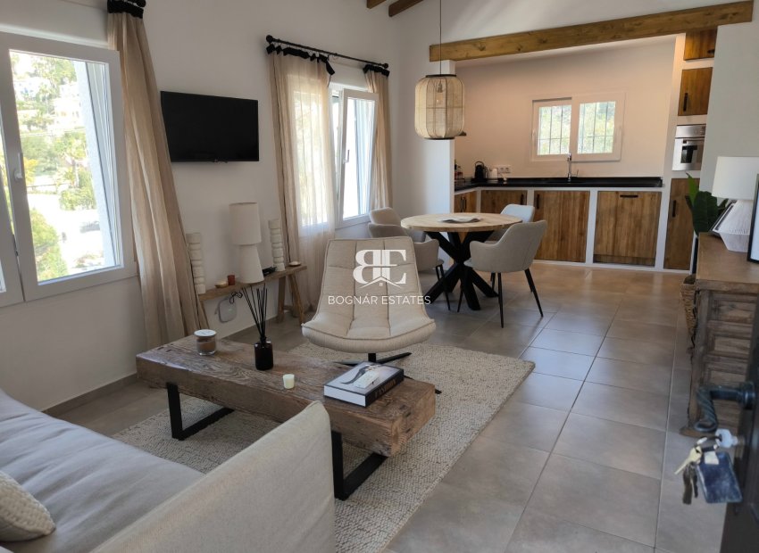 Herverkoop - Villa -
Benissa - La Fustera