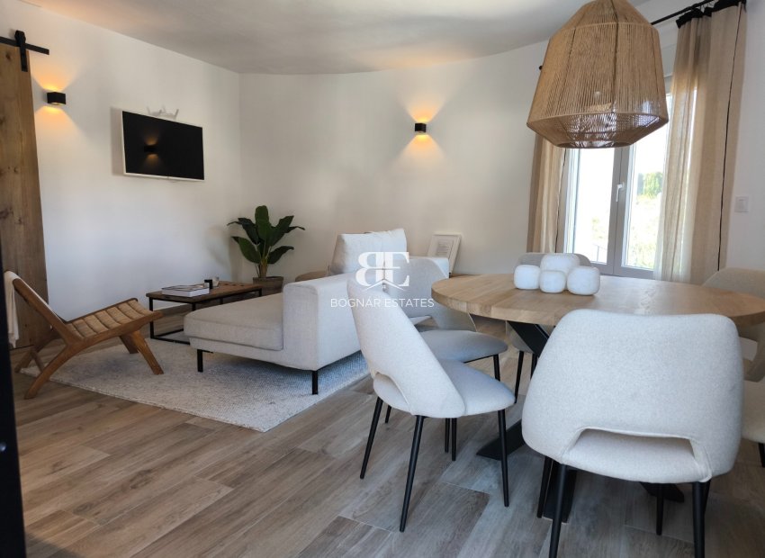 Herverkoop - Villa -
Benissa - La Fustera