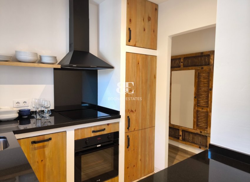 Herverkoop - Villa -
Benissa - La Fustera