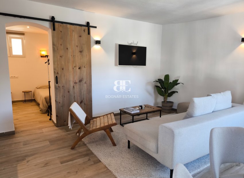 Herverkoop - Villa -
Benissa - La Fustera