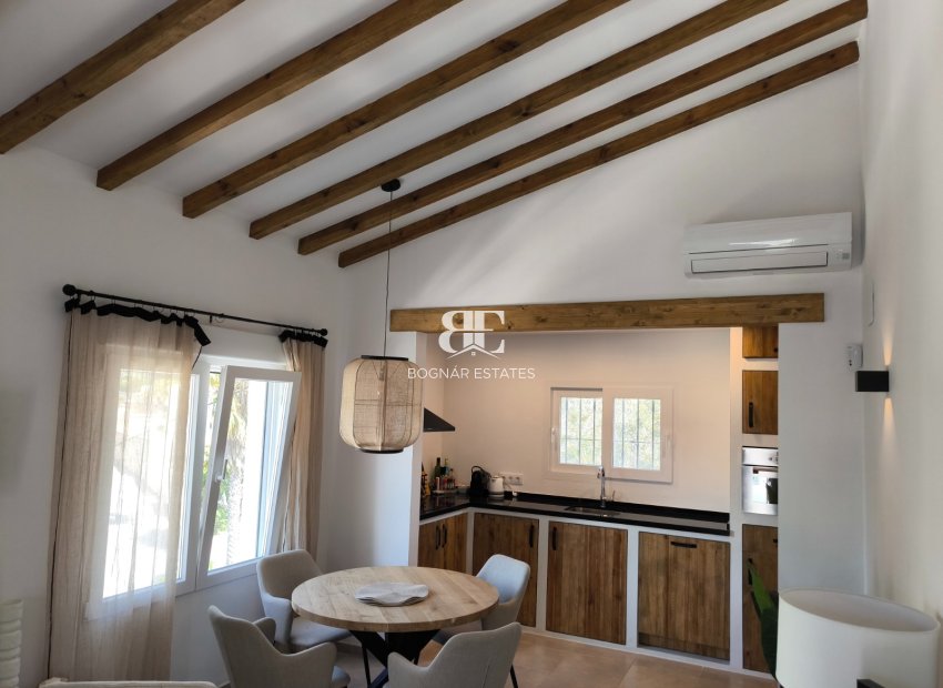 Herverkoop - Villa -
Benissa - La Fustera