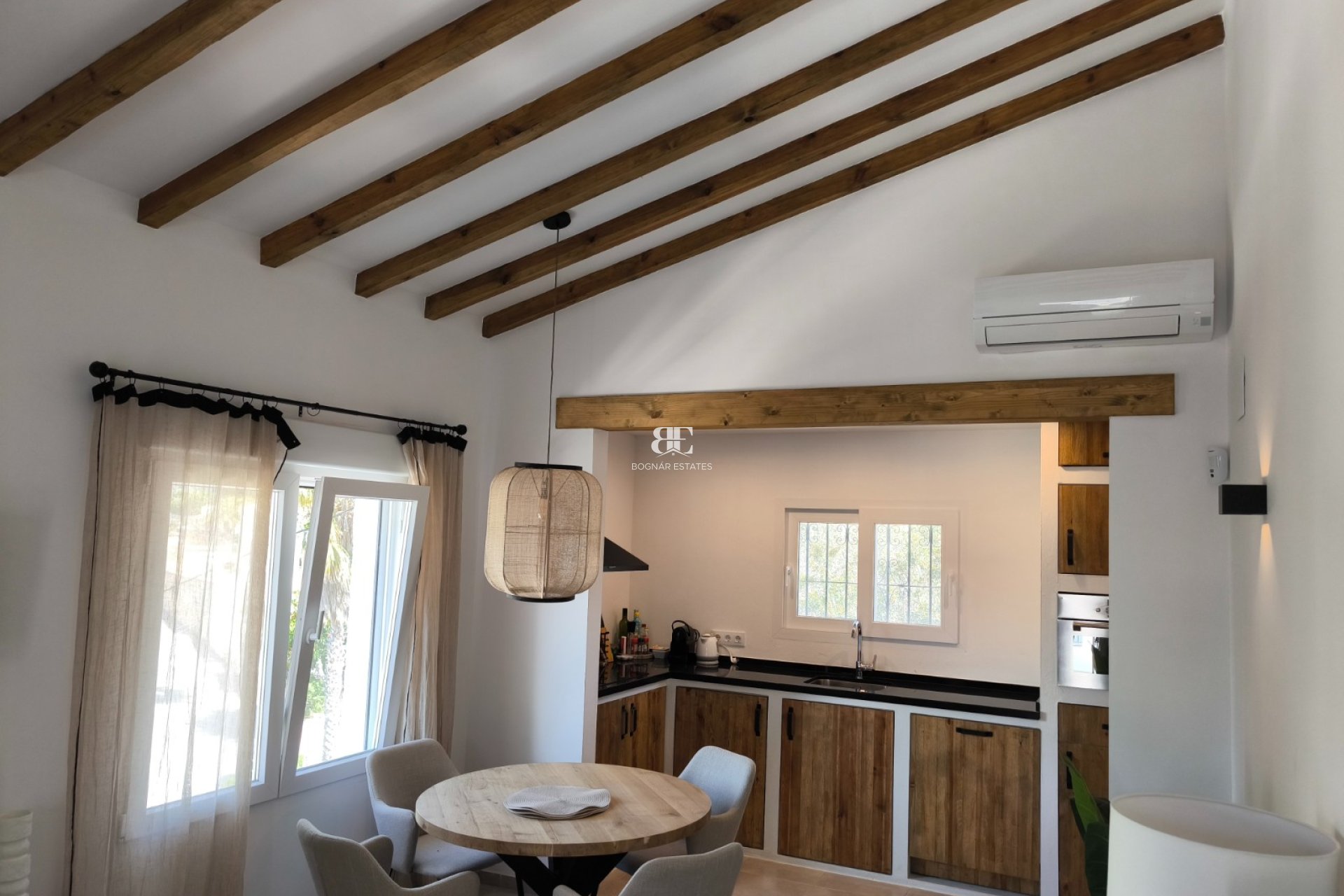 Herverkoop - Villa -
Benissa - La Fustera