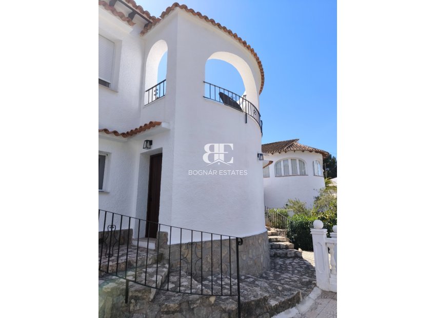 Herverkoop - Villa -
Benissa - La Fustera