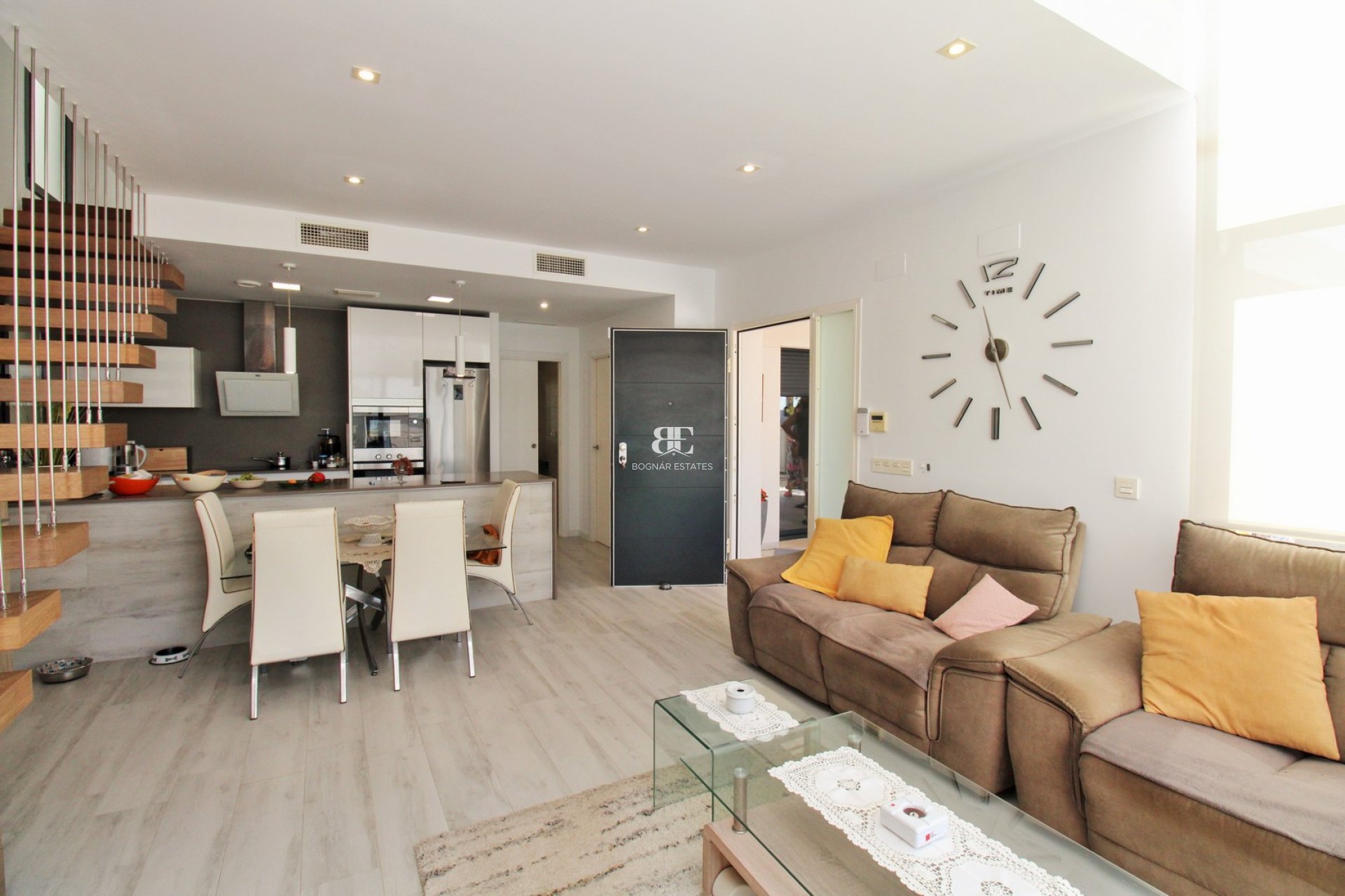 Herverkoop - Villa -
Cabo Roig
