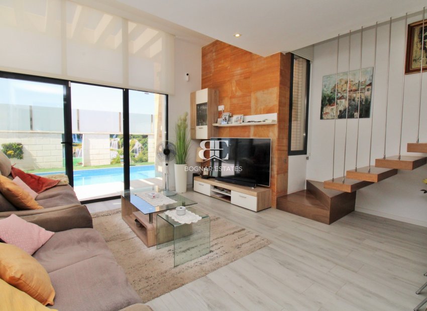 Herverkoop - Villa -
Cabo Roig