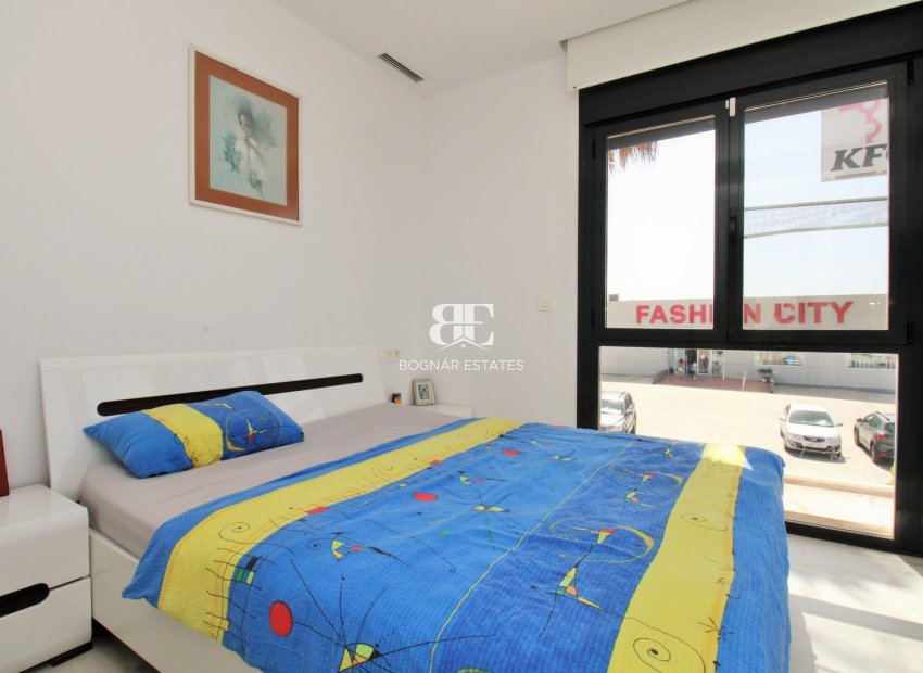 Herverkoop - Villa -
Cabo Roig