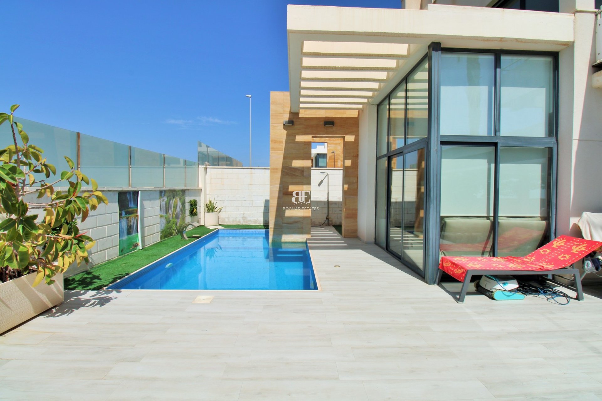 Herverkoop - Villa -
Cabo Roig