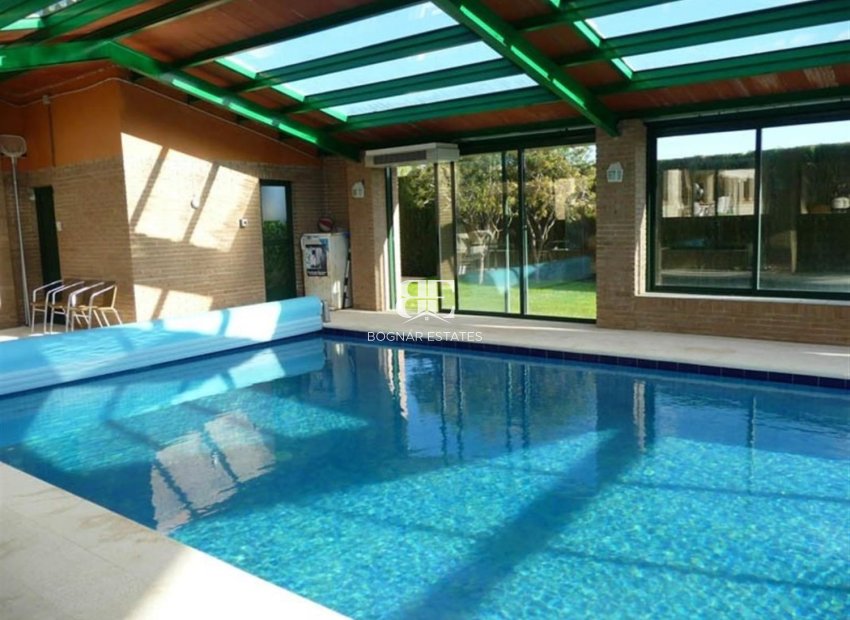 Herverkoop - Villa -
Calpe - Gargasindi