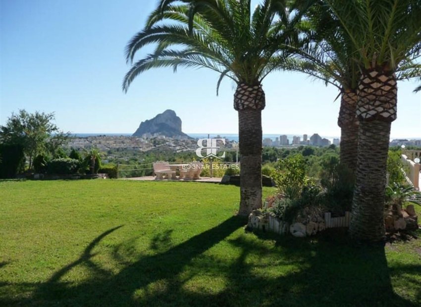 Herverkoop - Villa -
Calpe - Gargasindi