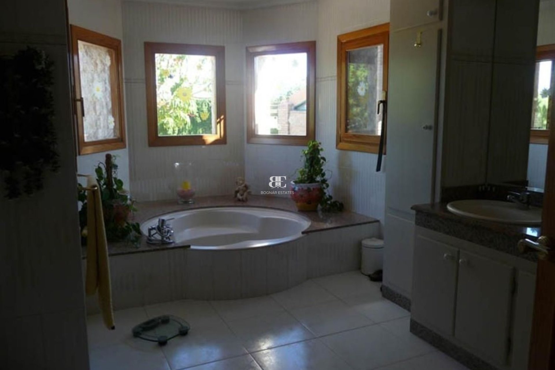 Herverkoop - Villa -
Calpe - Gargasindi