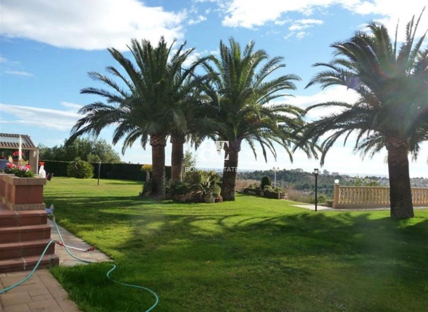 Herverkoop - Villa -
Calpe - Gargasindi
