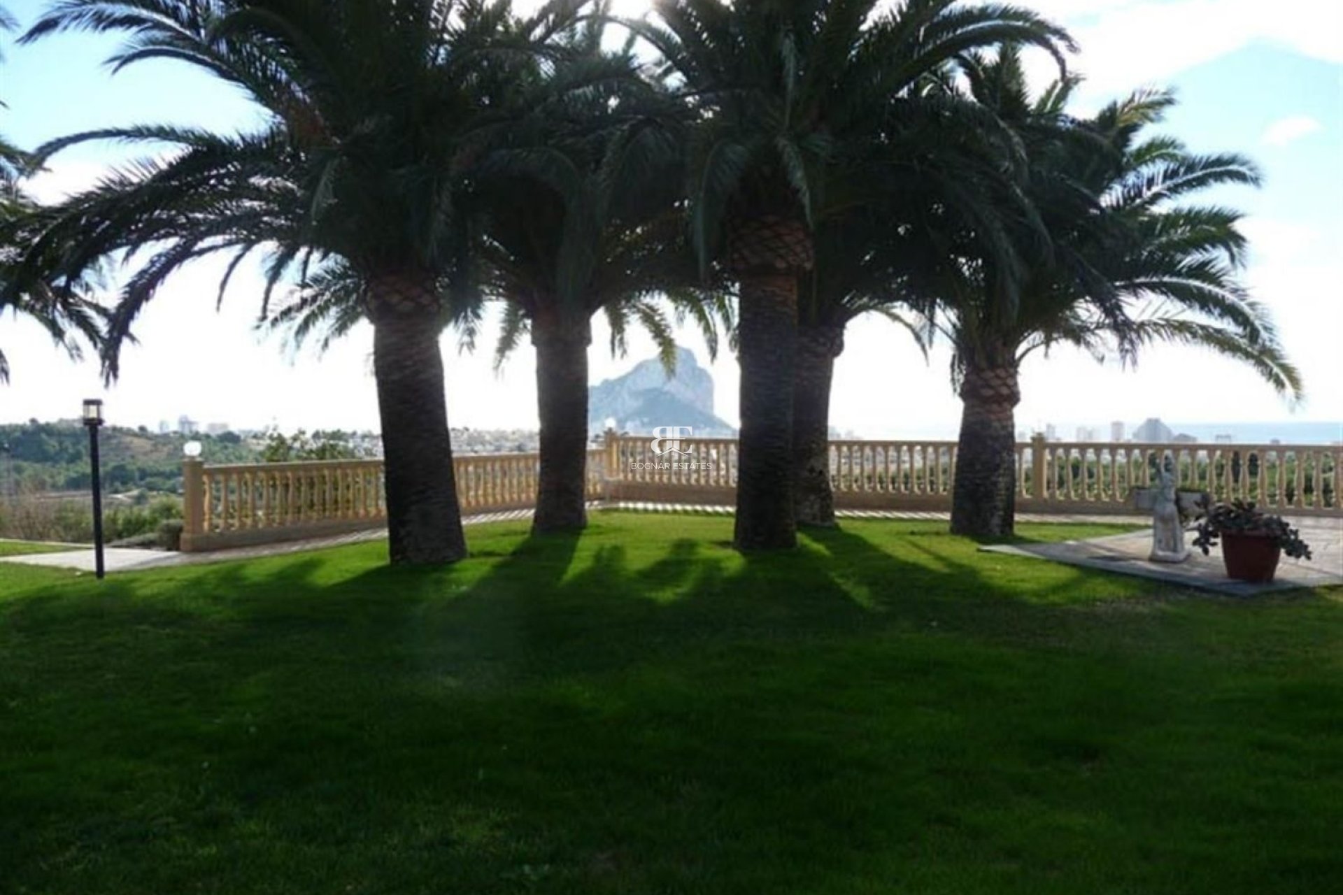 Herverkoop - Villa -
Calpe - Gargasindi
