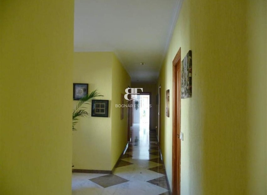 Herverkoop - Villa -
Calpe - Gargasindi