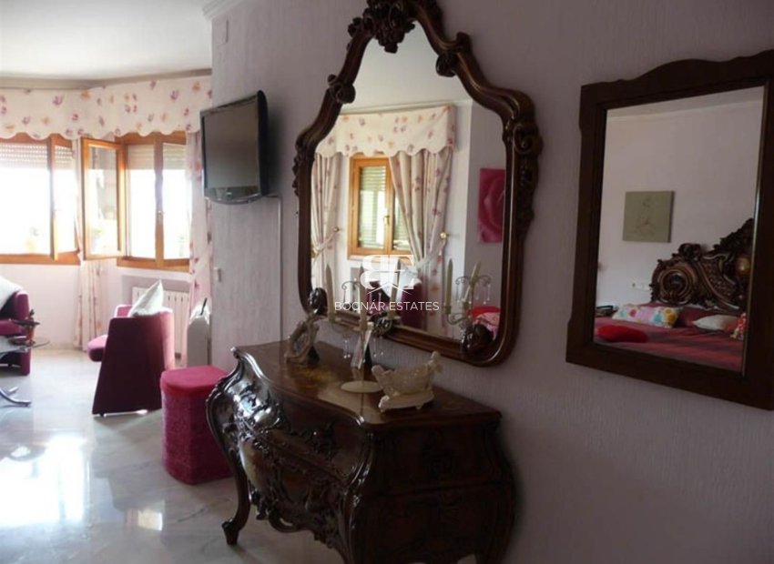 Herverkoop - Villa -
Calpe - Gargasindi
