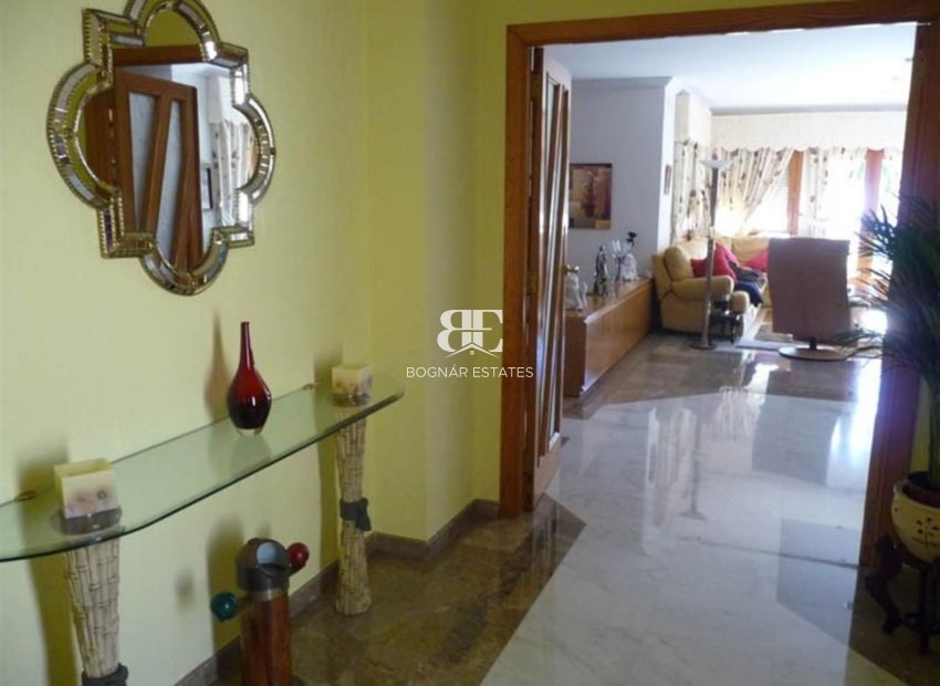 Herverkoop - Villa -
Calpe - Gargasindi
