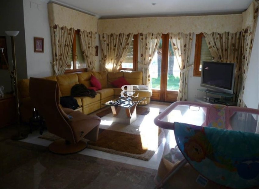 Herverkoop - Villa -
Calpe - Gargasindi