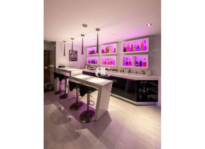 Herverkoop - Villa -
Calpe - Zona Puerto Blanco - Maryvilla