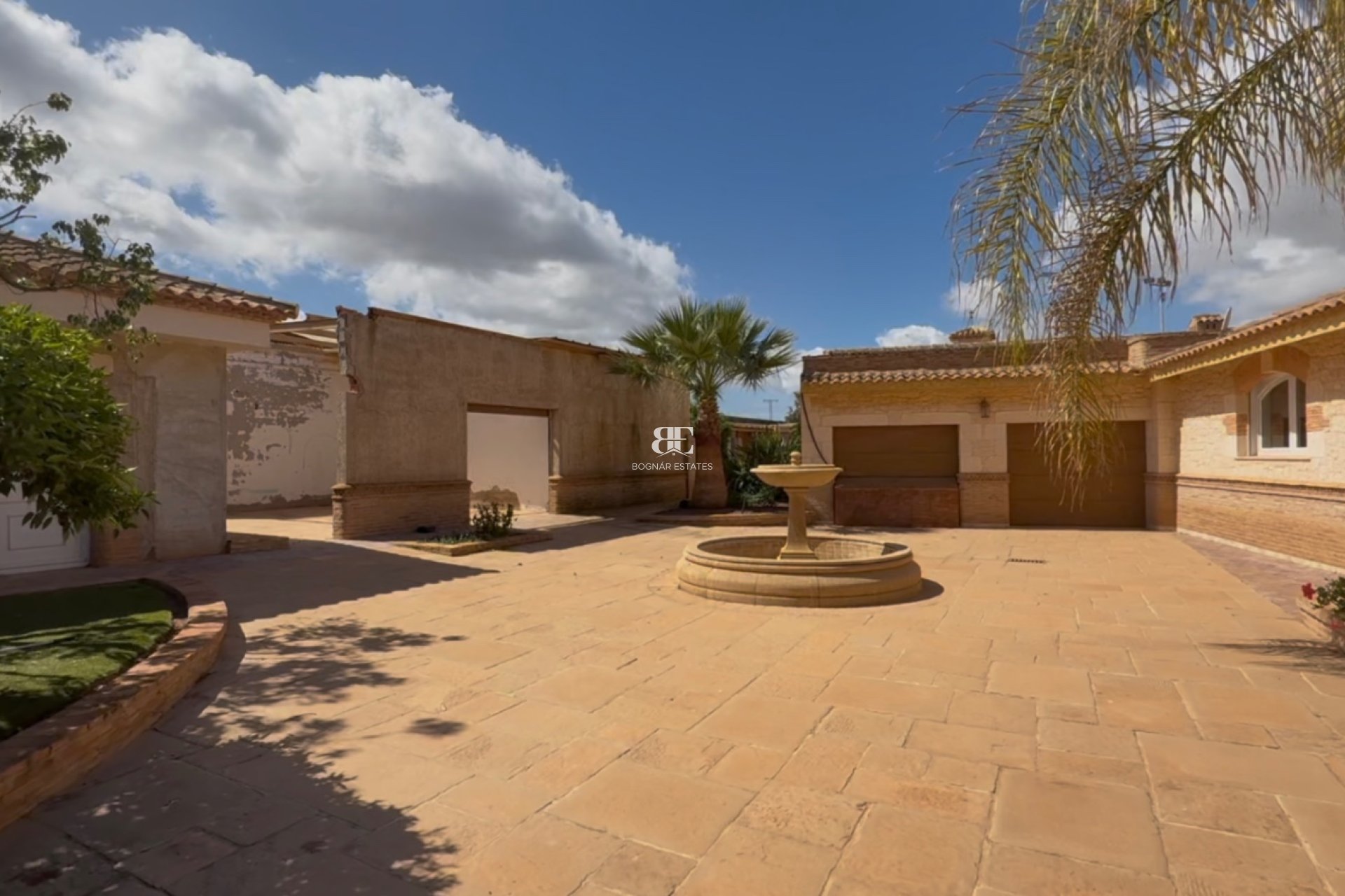 Herverkoop - Villa -
Cartagena - Costa Blanca