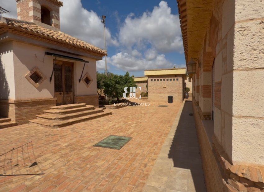 Herverkoop - Villa -
Cartagena - Costa Blanca