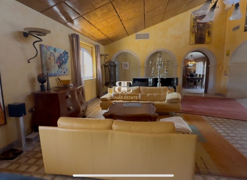 Herverkoop - Villa -
Cartagena - Costa Blanca