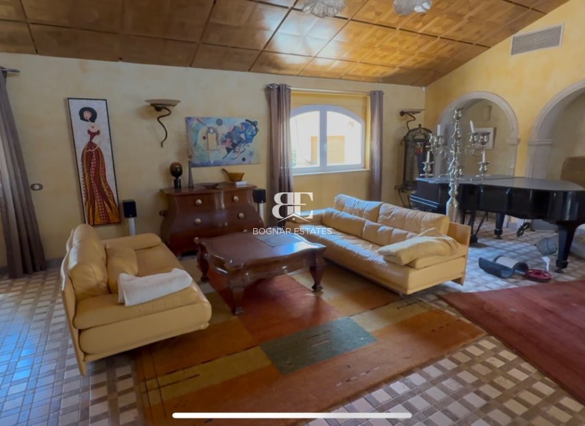 Herverkoop - Villa -
Cartagena - Costa Blanca