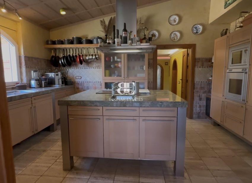 Herverkoop - Villa -
Cartagena - Costa Blanca