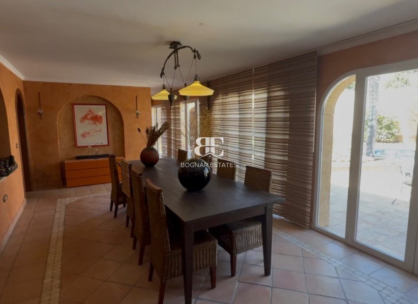 Herverkoop - Villa -
Cartagena - Costa Blanca