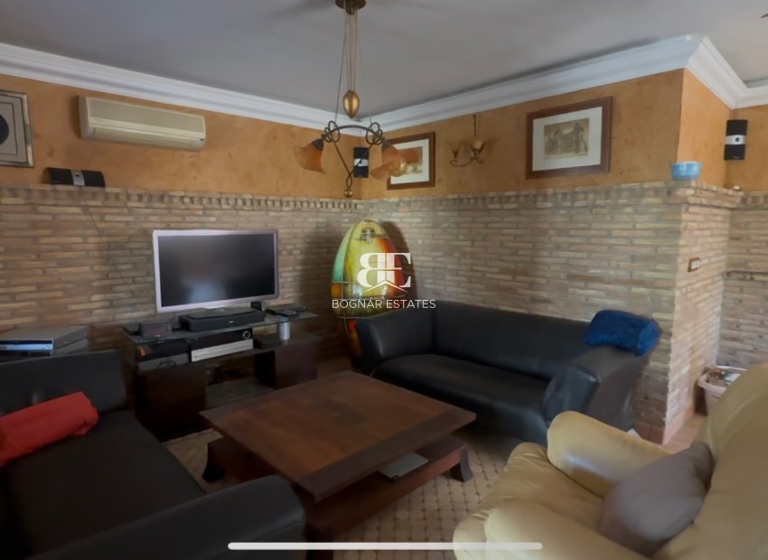 Herverkoop - Villa -
Cartagena - Costa Blanca