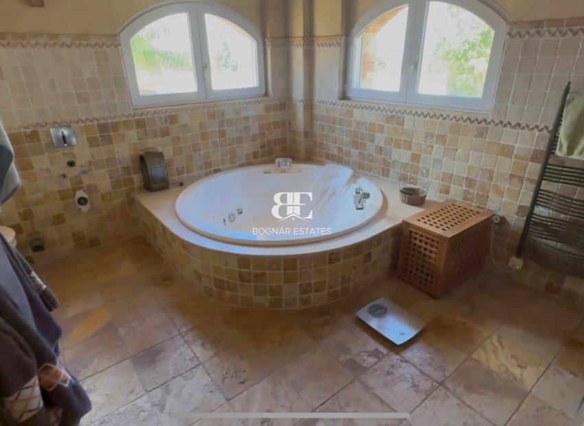 Herverkoop - Villa -
Cartagena - Costa Blanca