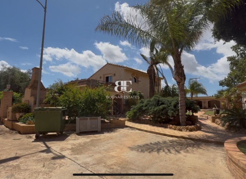 Herverkoop - Villa -
Cartagena - Costa Blanca