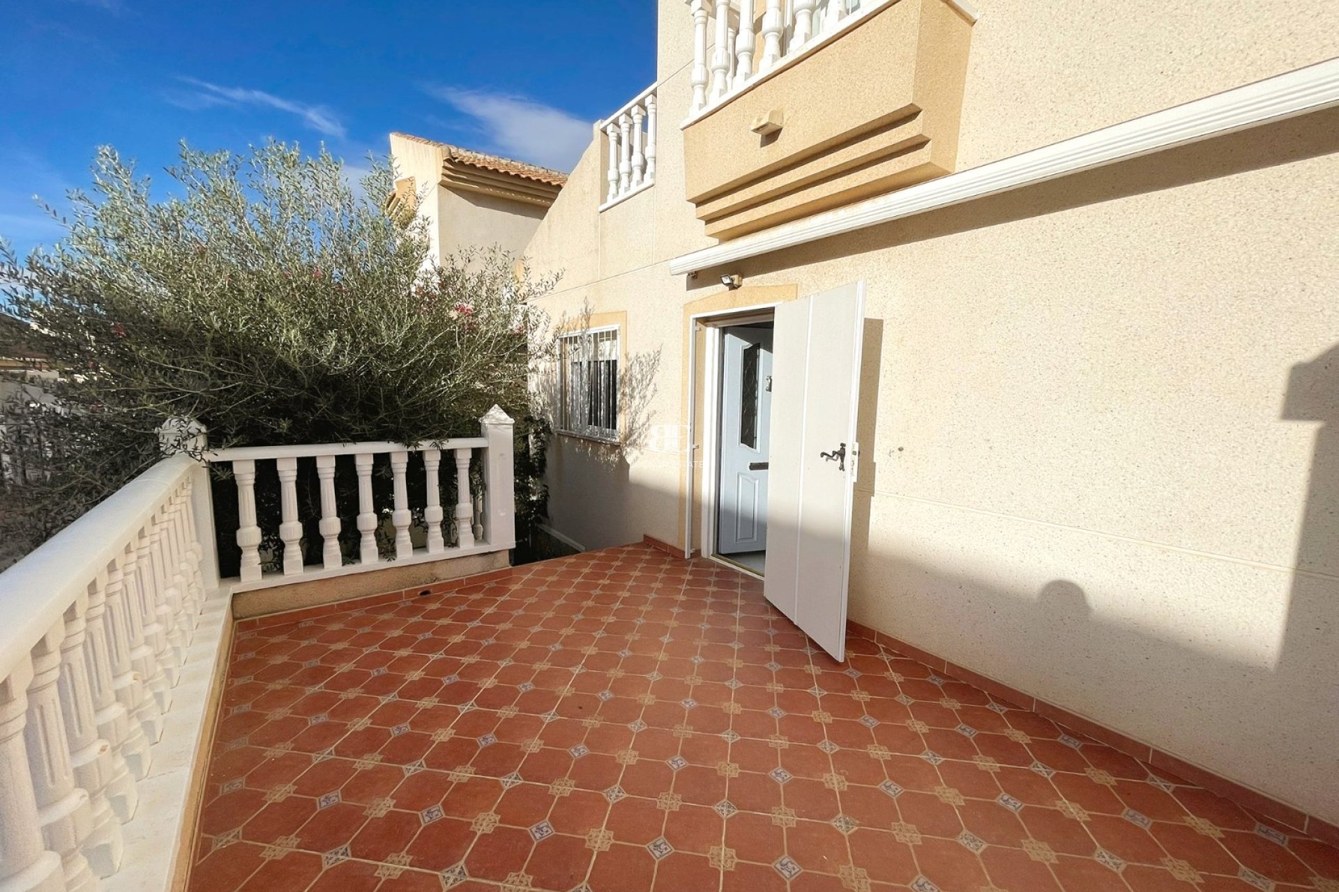 Herverkoop - Villa -
Ciudad Quesada - Airstrip