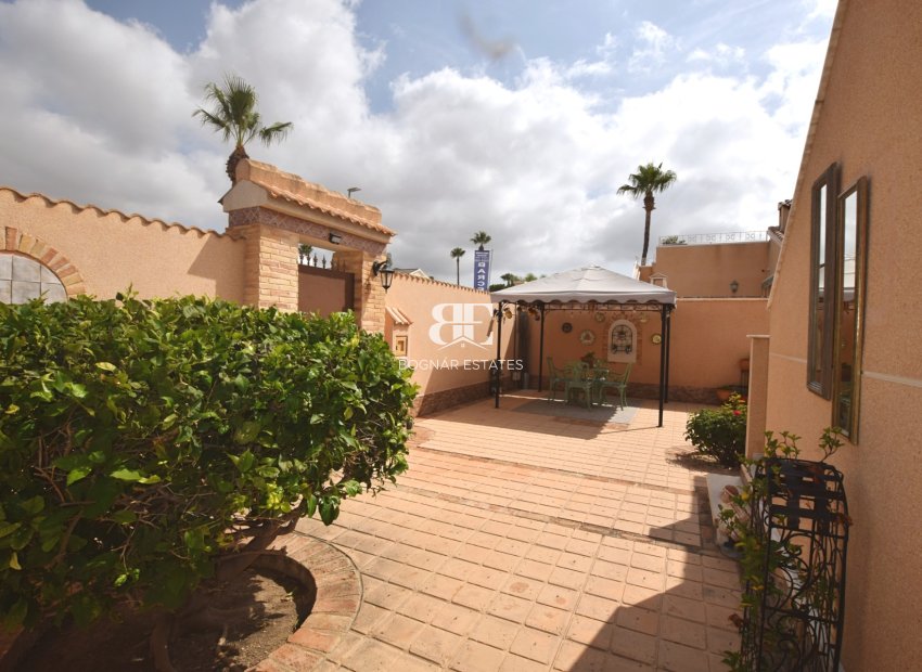 Herverkoop - Villa -
Ciudad Quesada - Doña Pepa