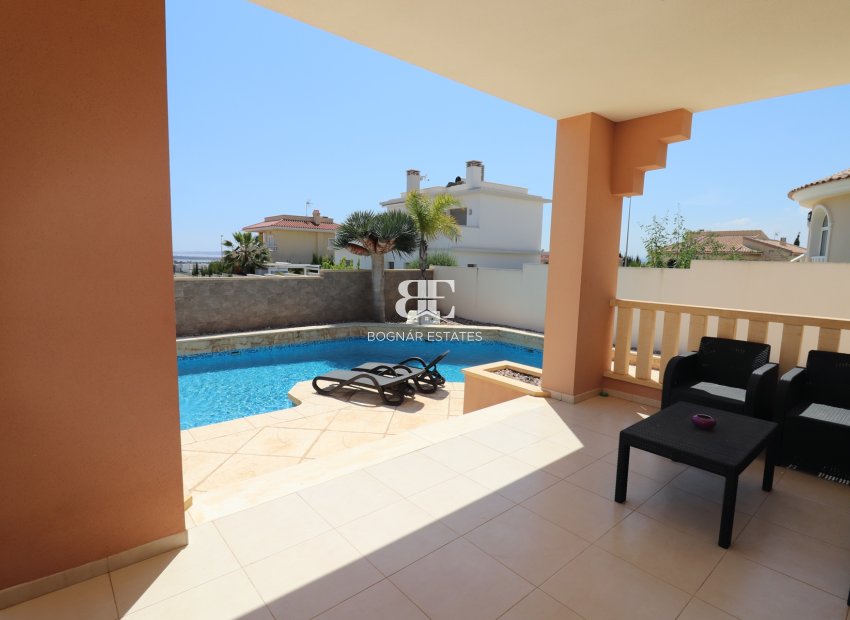 Herverkoop - Villa -
Ciudad Quesada - Doña Pepa