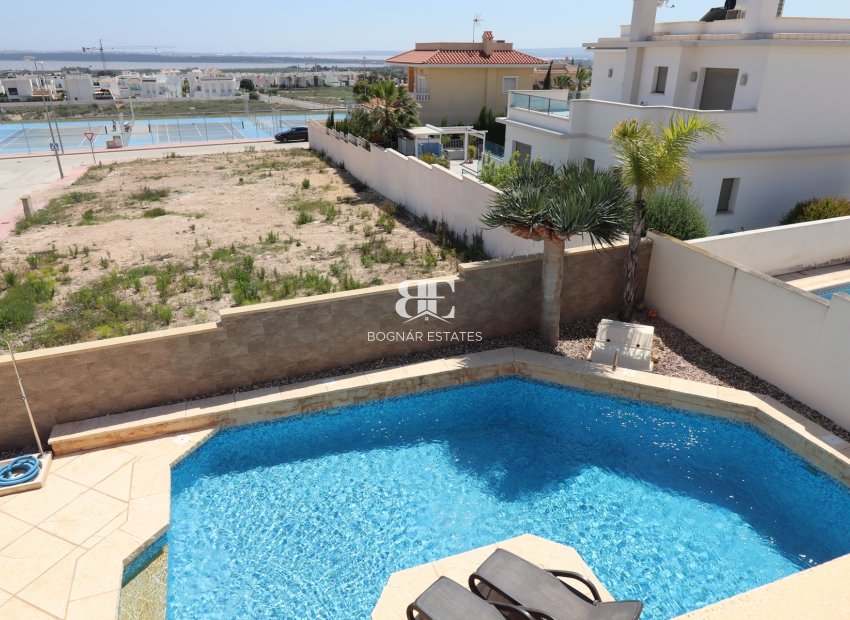 Herverkoop - Villa -
Ciudad Quesada - Doña Pepa