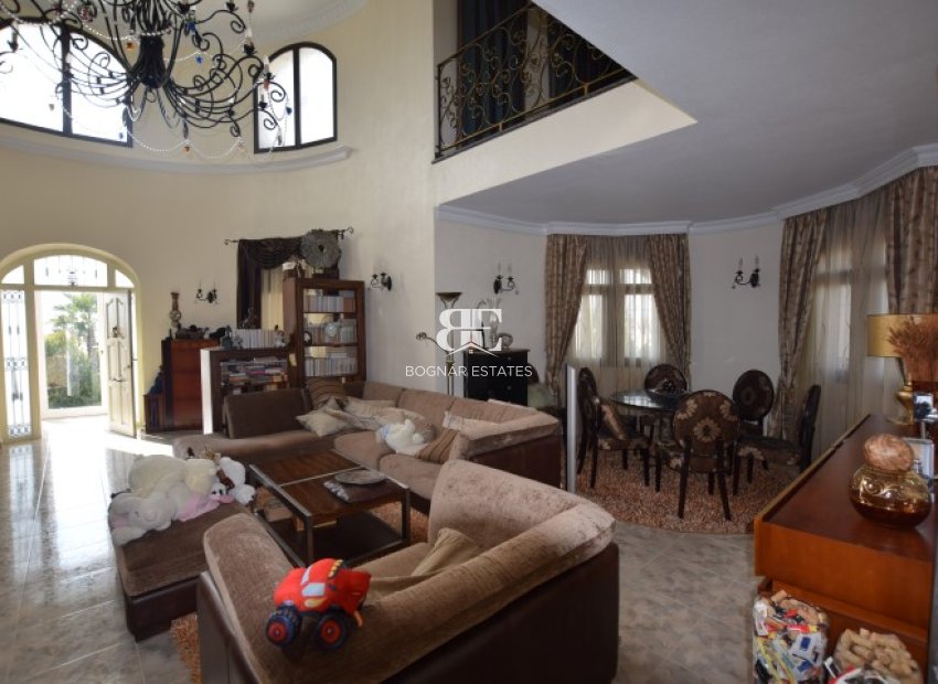 Herverkoop - Villa -
Ciudad Quesada - La Fiesta