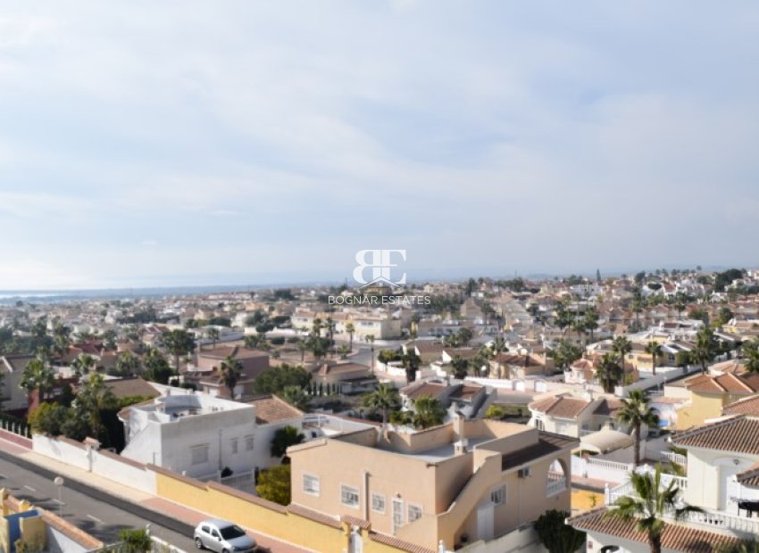 Herverkoop - Villa -
Ciudad Quesada - La Fiesta