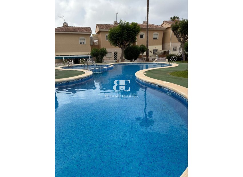 Herverkoop - Villa -
Ciudad Quesada - La Fiesta