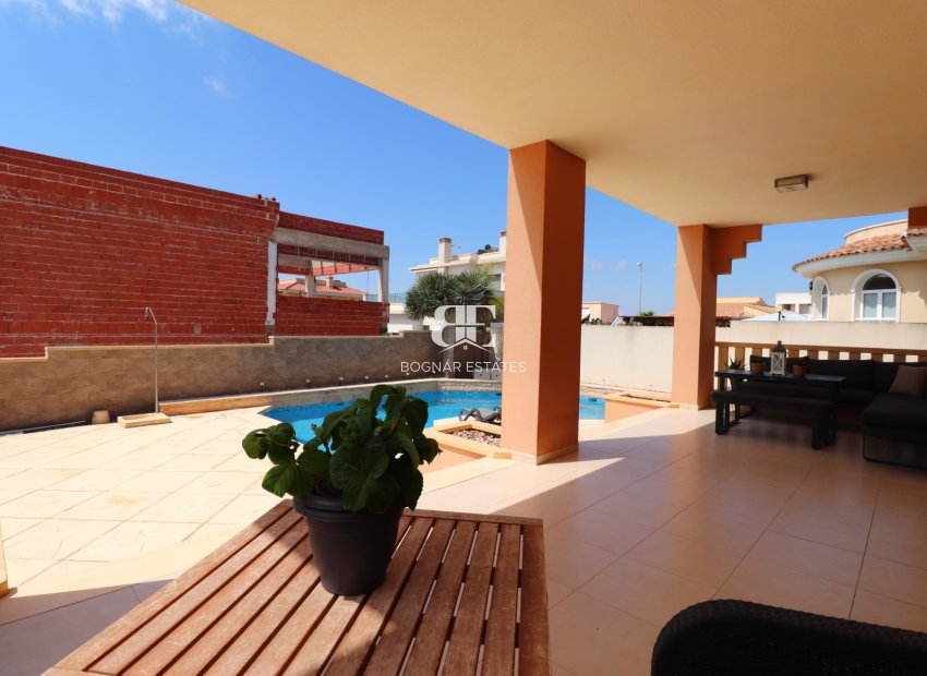 Herverkoop - Villa -
Ciudad Quesada - La Fiesta