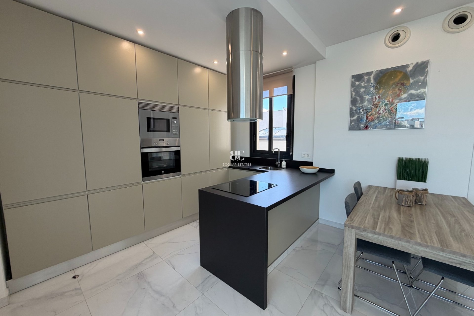 Herverkoop - Villa -
Ciudad Quesada - La Laguna