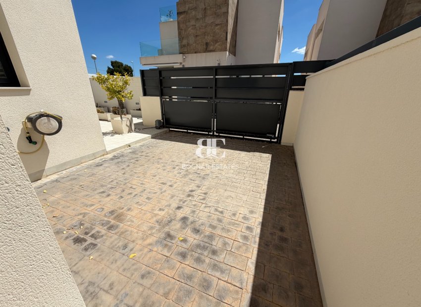 Herverkoop - Villa -
Ciudad Quesada - La Laguna