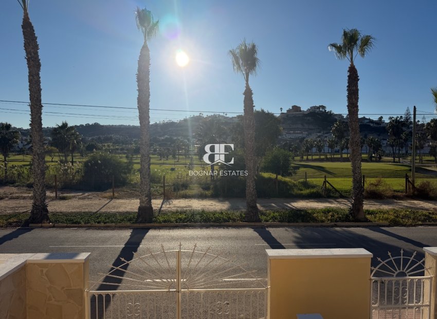 Herverkoop - Villa -
Ciudad Quesada - La Marquesa Golf