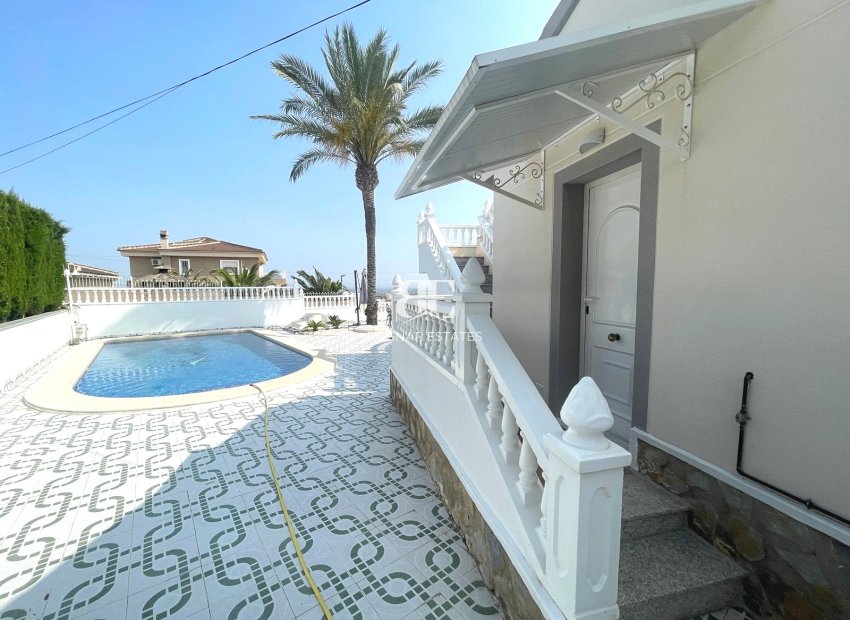 Herverkoop - Villa -
Ciudad Quesada - La Marquesa Golf