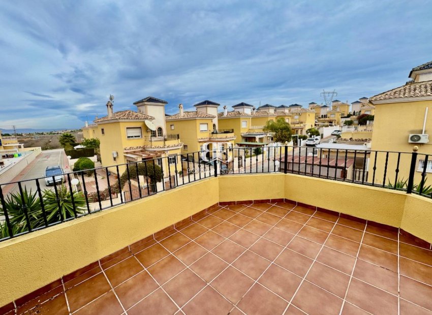 Herverkoop - Villa -
Ciudad Quesada - Lo Crispin