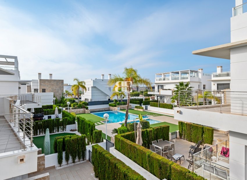 Herverkoop - Villa -
Ciudad Quesada - Lo Marabú