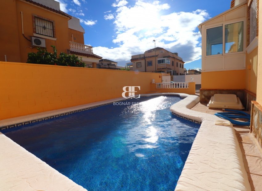 Herverkoop - Villa -
Ciudad Quesada - Lo Marabú