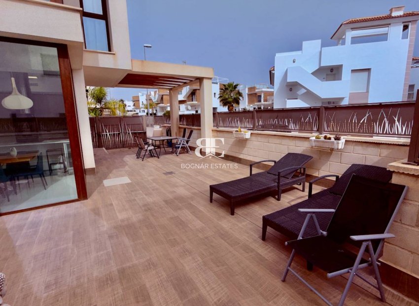 Herverkoop - Villa -
Ciudad Quesada - Pueblo Bravo