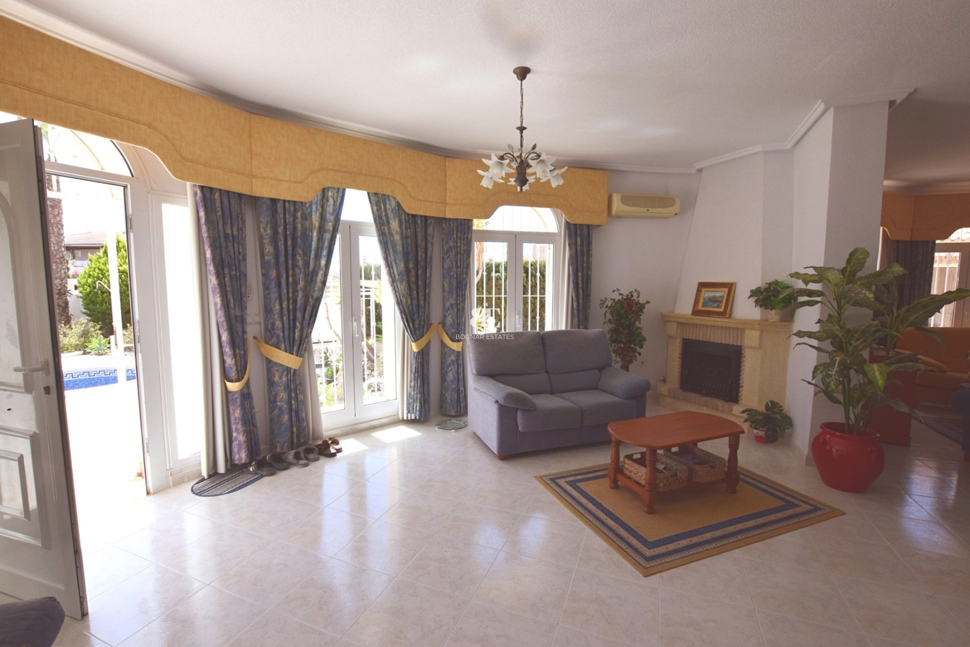 Herverkoop - Villa -
Ciudad Quesada - Pueblo Bravo